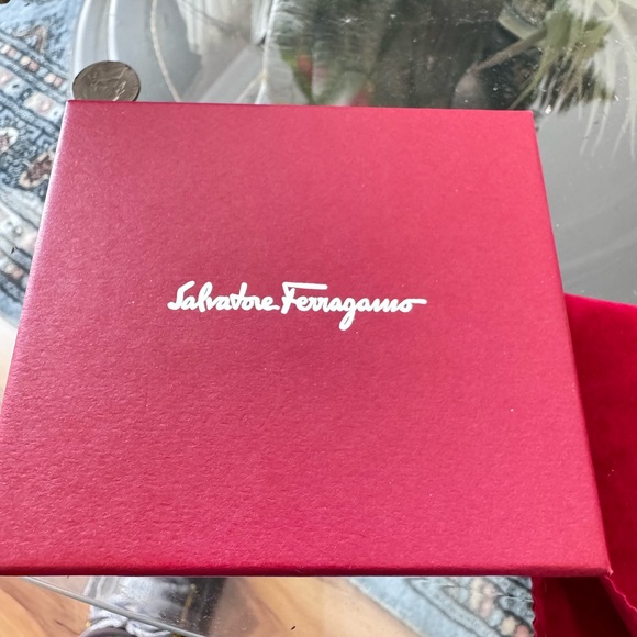 FERRAGAMO
Brown Gancini Leather Bracelet - Picture 4 of 5